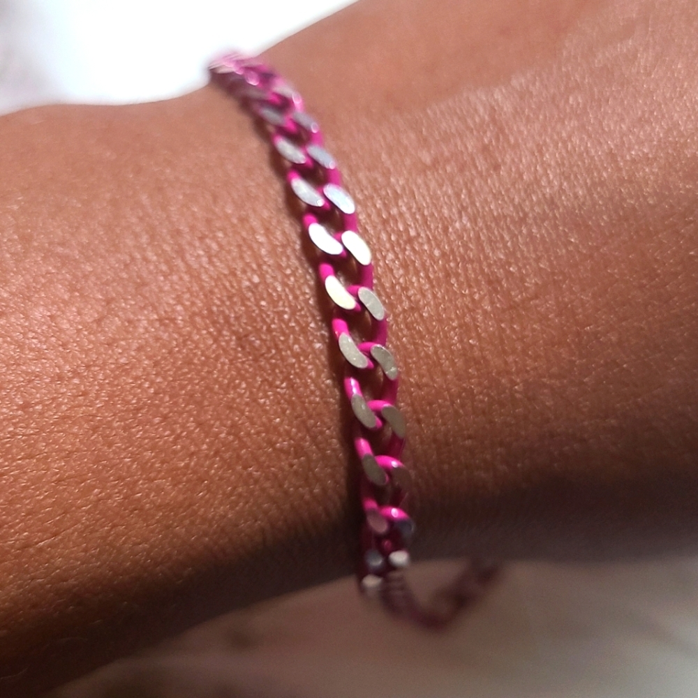 Vintage Pink and Silver 7 inch Figaro Bracelet
